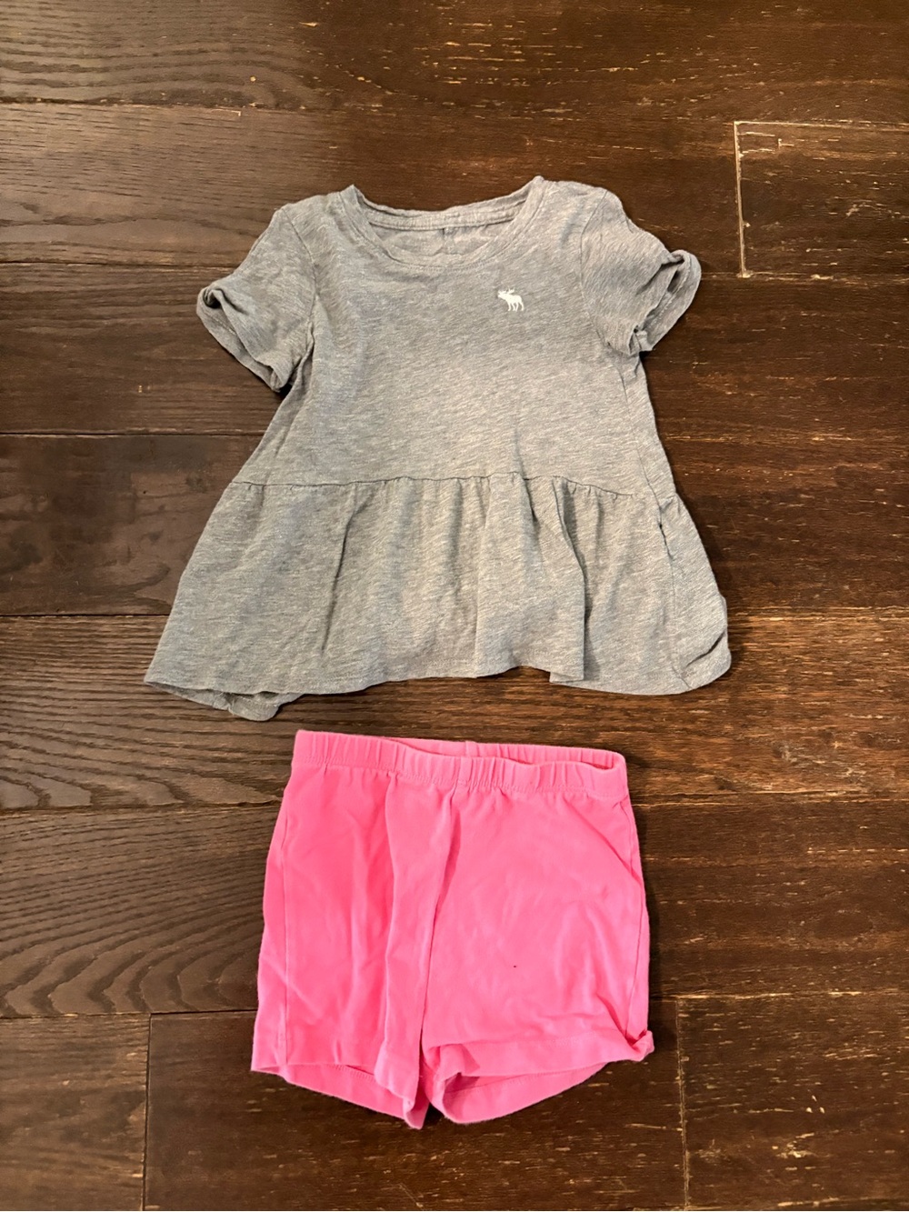 Gray Peplum Tee & Pink Elastic Waist Shorts Set